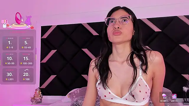 Cameron cutee online show from 03-04-25, 07:11