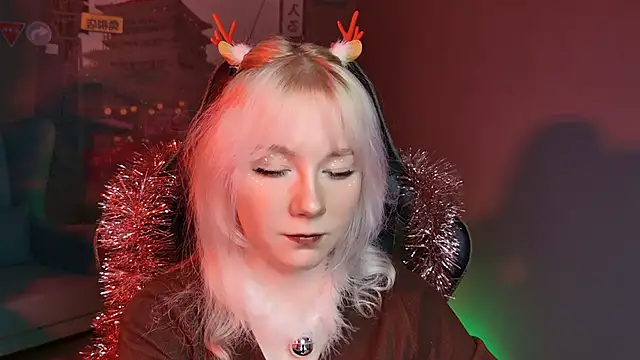 NancyMartinez online show from 12-25-24, 01:09