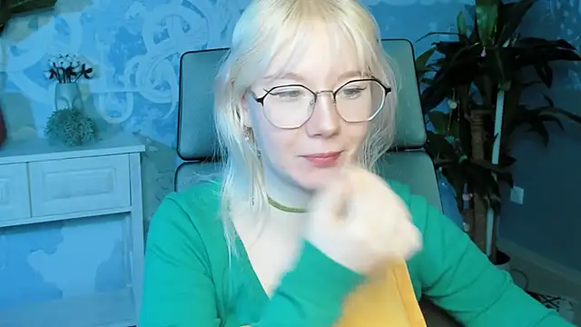 NancyMartinez online show from 01-17-25, 05:11