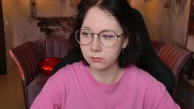 NancyMartinez online show from 10-16-25, 09:10