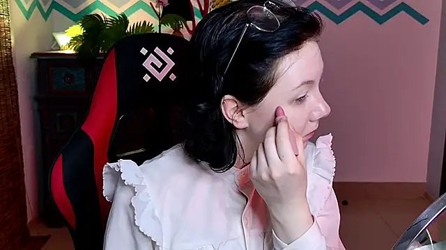 NancyMartinez online show from 11-08-25, 09:09