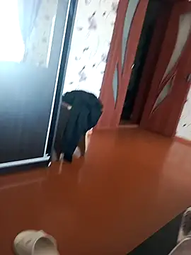 red red00 online show from 02-08-25, 11:44