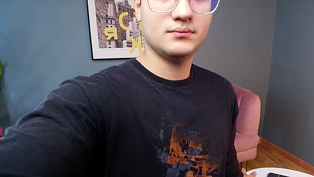 Snapshot of Mark_Evans1_ chatting on 03-03-25, 08:00 Mark Evans1 online show from 03-03-25, 08:00