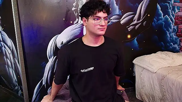 Snapshot of Mark_Evans1_ chatting on 03-08-25, 07:42 Mark Evans1 online show from 03-08-25, 07:42