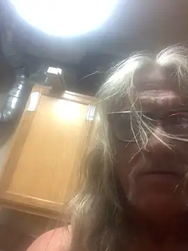 Snapshot of longhairjim chatting on 03-01-25, 09:18 longhairjim online show from 03-01-25, 09:18