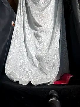 LunaDrago online show from 10-13-25, 10:04