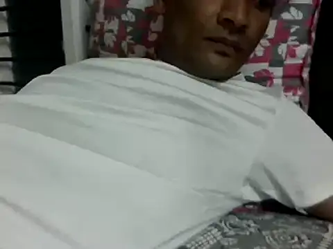 Snapshot of NiceBoy9099 chatting on 01-13-25, 06:59 NiceBoy9099 online show from 01-13-25, 06:59