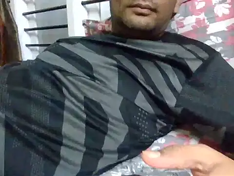 Snapshot of NiceBoy9099 chatting on 01-18-25, 05:48 NiceBoy9099 online show from 01-18-25, 05:48