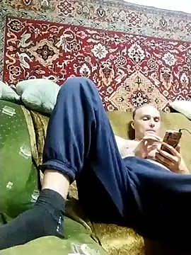 Pineapple04 online show from 01-03-25, 04:16