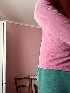 Pineapple04 online show from 10-21-25, 11:22