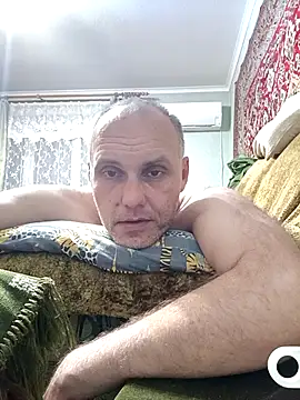 Pineapple04 online show from 11-13-25, 03:55