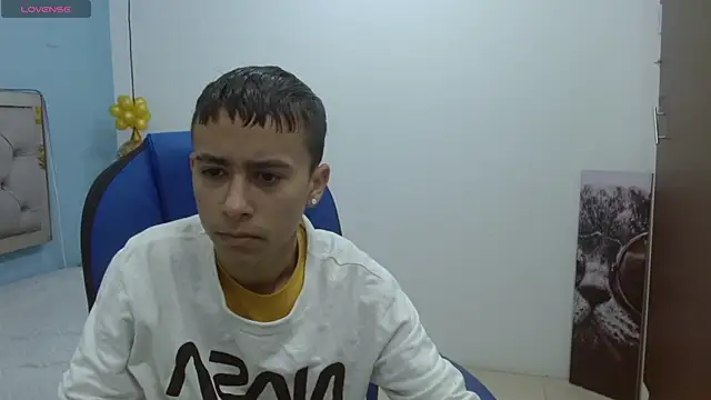 Snapshot of Xavii18 chatting on 01-22-25, 12:06 Xavii18 online show from 01-22-25, 12:06