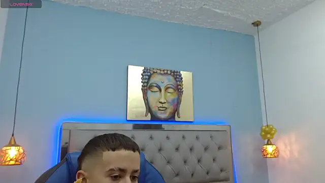 Snapshot of Xavii18 chatting on 02-26-25, 07:38 Xavii18 online show from 02-26-25, 07:38