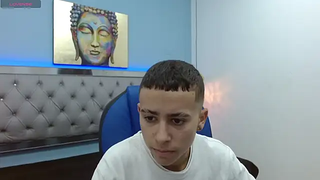 Snapshot of Xavii18 chatting on 02-27-25, 01:07 Xavii18 online show from 02-27-25, 01:07