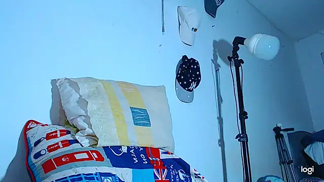 ADAM HOT online show from 11-19-25, 10:54