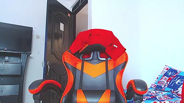 ADAM HOT online show from 01-12-26, 09:42