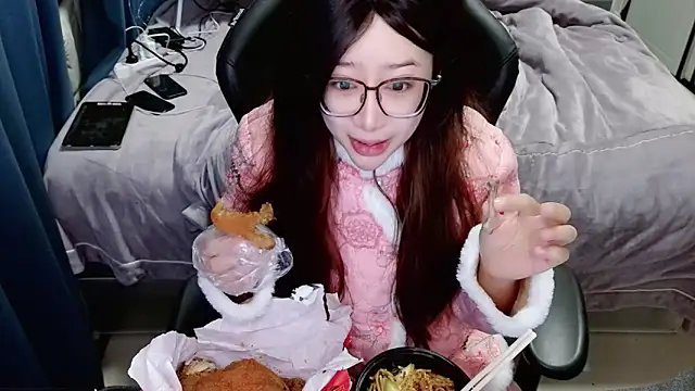 Angelababy001 online show from 01-09-25, 04:49