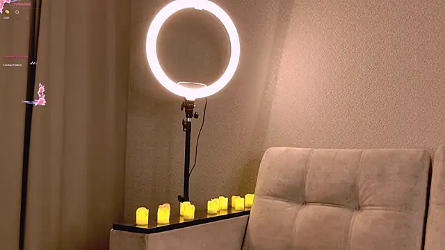 Alice  grace online show from 10-24-25, 11:34