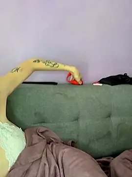 chachalette444 online show from 12-21-25, 01:18