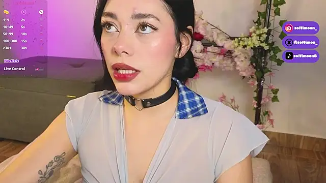 Soffimoon  online show from 10-11-25, 02:33