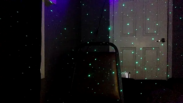 Snapshot of shomeagudtyme chatting on 10-27-25, 10:36 shomeagudtyme online show from 10-27-25, 10:36