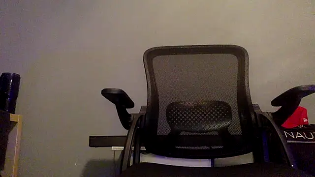 Snapshot of shomeagudtyme chatting on 11-17-25, 06:03 shomeagudtyme online show from 11-17-25, 06:03