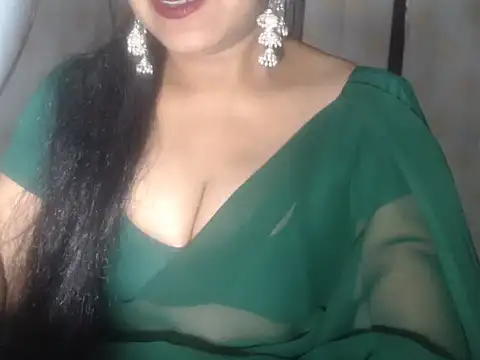 Snapshot of LustyShreya chatting on 11-19-25, 05:13 LustyShreya online show from 11-19-25, 05:13