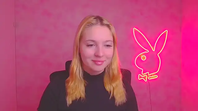 Snapshot of Milka_kiss_ chatting on 11-10-25, 12:48 Milka kiss online show from 11-10-25, 12:48