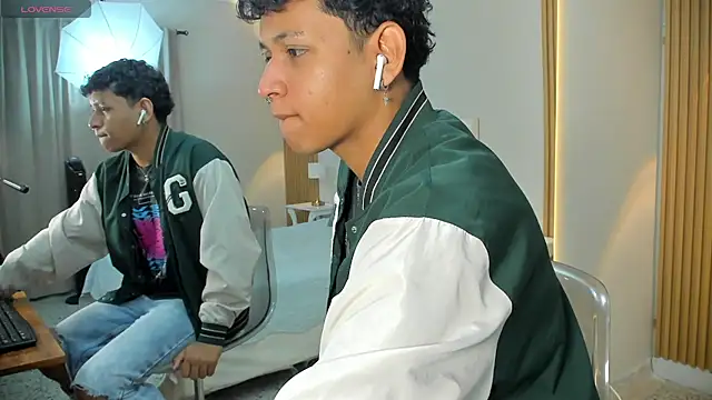 axel ps online show from 09-24-25, 04:27