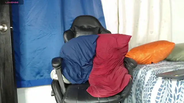 tizziano castillo  online show from 02-22-25, 12:49