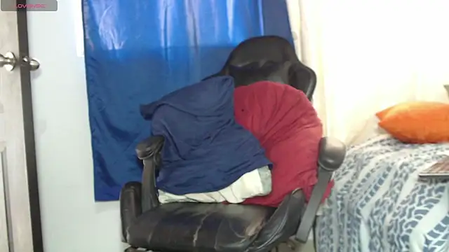 tizziano castillo  online show from 03-15-25, 07:48