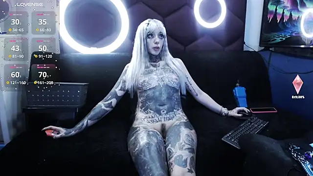 Snapshot of TyphoidMary chatting on 03-21-25, 02:50 TyphoidMary online show from 03-21-25, 02:50