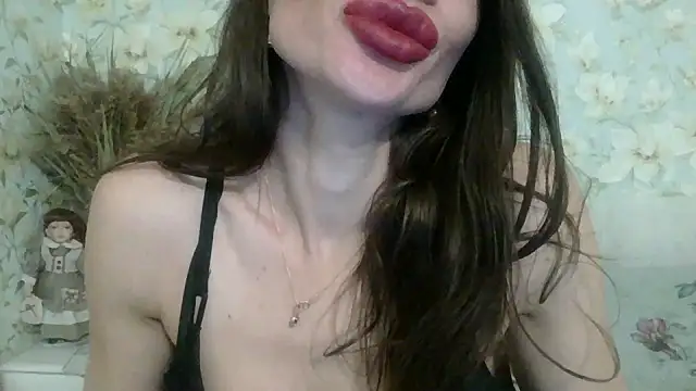 KikoBirds29 online show from 02-11-25, 05:29