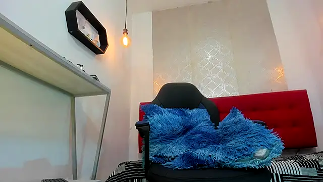 Snapshot of Andrey_u92 chatting on 11-15-25, 07:54 Andrey u92 online show from 11-15-25, 07:54