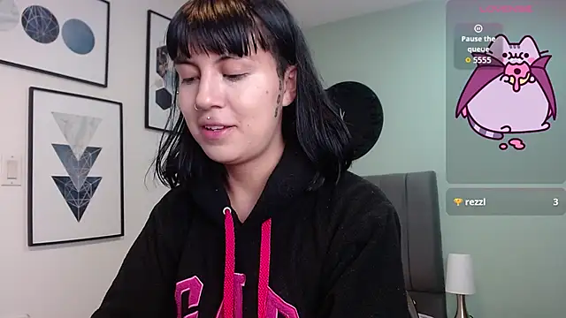 amy adams1 online show from 10-23-25, 04:34