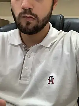 Snapshot of smithrosinha chatting on 02-25-25, 05:15 smithrosinha online show from 02-25-25, 05:15