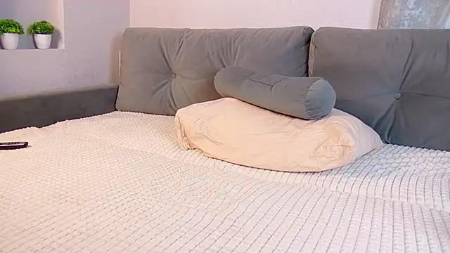 Ellaeternity online show from 02-06-25, 10:37