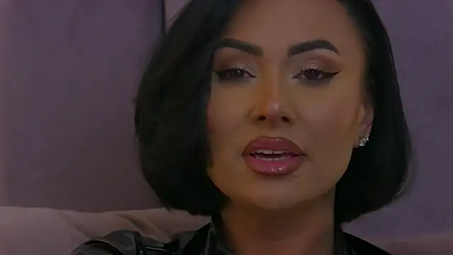 TheaNoire online show from 02-24-25, 12:09