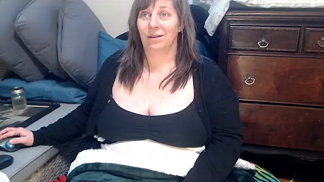 ladyscarlotta online show from 01-14-25, 07:53