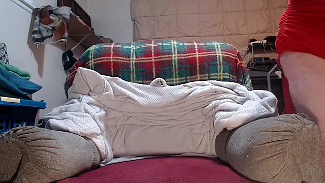 Snapshot of ladyscarlotta chatting on 10-10-25, 08:08 ladyscarlotta online show from 10-10-25, 08:08