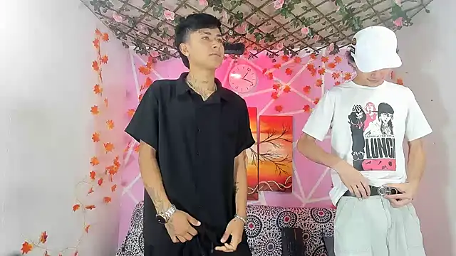 Snapshot of Fresahot2005 chatting on 11-23-25, 02:17 Fresahot2005 online show from 11-23-25, 02:17