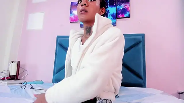 Snapshot of Kaataleya_horny chatting on 03-20-25, 06:19 Kaataleya horny online show from 03-20-25, 06:19