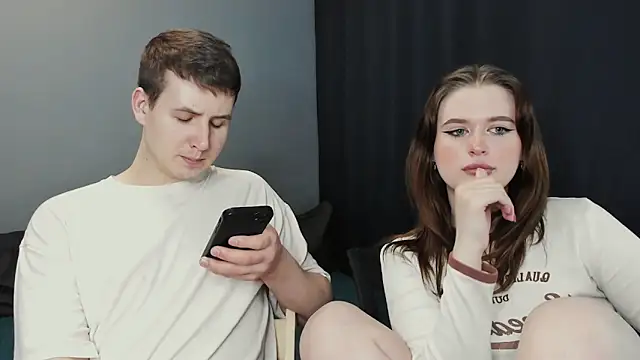 Pinku kitsune online show from 03-12-25, 02:45