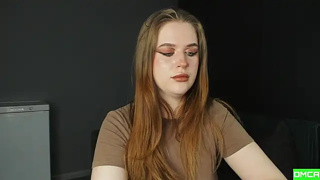 Pinku kitsune online show from 12-18-25, 01:11