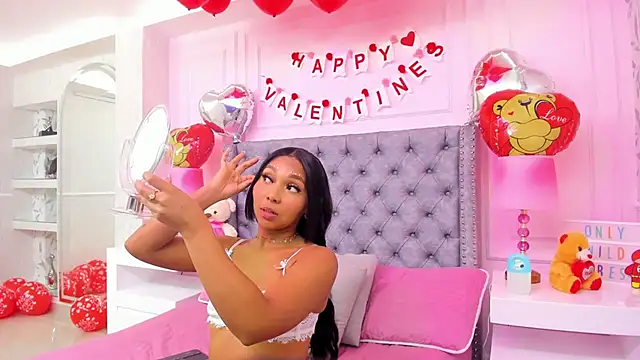 HaileeRoberts online show from 02-13-25, 12:11