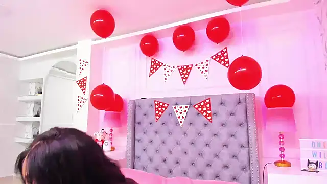 HaileeRoberts online show from 09-20-25, 01:23