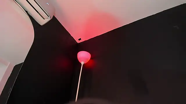 ALICEPOIXXXON online show from 12-21-24, 11:01