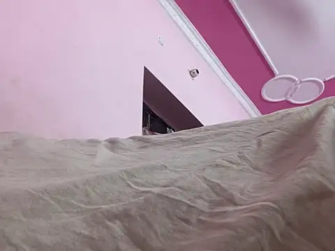 Snapshot of princeraj42 chatting on 02-10-25, 07:49 princeraj42 online show from 02-10-25, 07:49