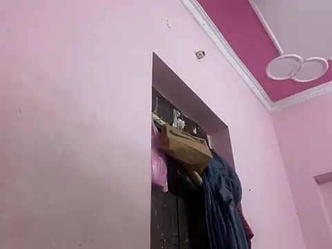 Snapshot of princeraj42 chatting on 03-20-25, 06:20 princeraj42 online show from 03-20-25, 06:20