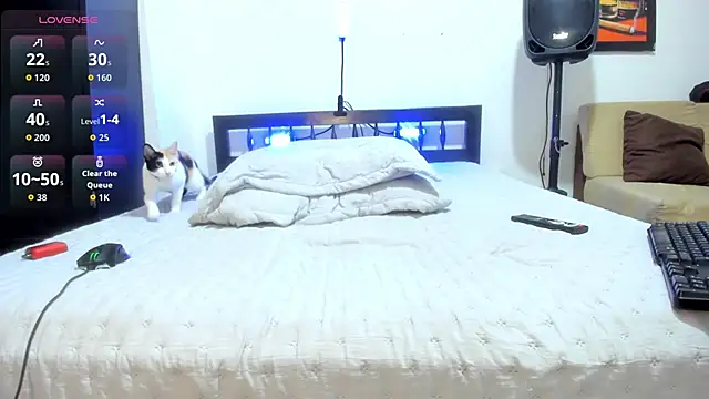 Snapshot of antony_bigdick_ chatting on 10-12-25, 03:05 antony bigdick online show from 10-12-25, 03:05